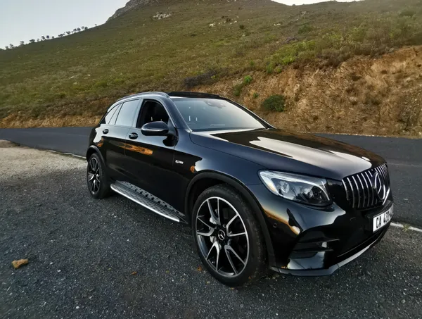 Mercedes-AMG GLC 43 — side profile